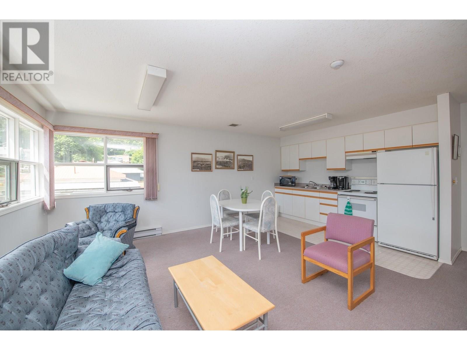 103 703 Granville Avenue, Enderby