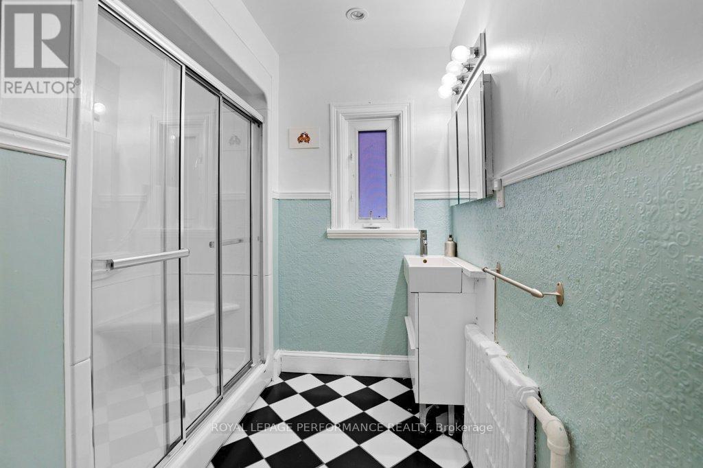 Photo 26 of 50 Delaware Avenue, Ottawa ON