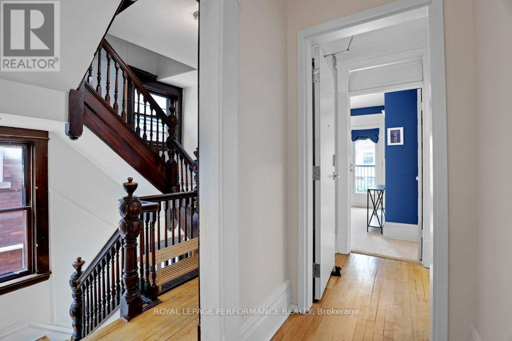 Photo 34 of 50 Delaware Avenue, Ottawa ON