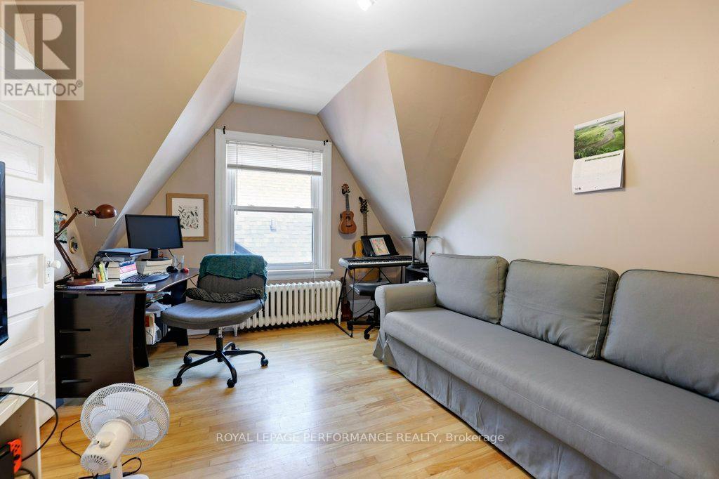 Photo 11 of 50 Delaware Avenue, Ottawa ON
