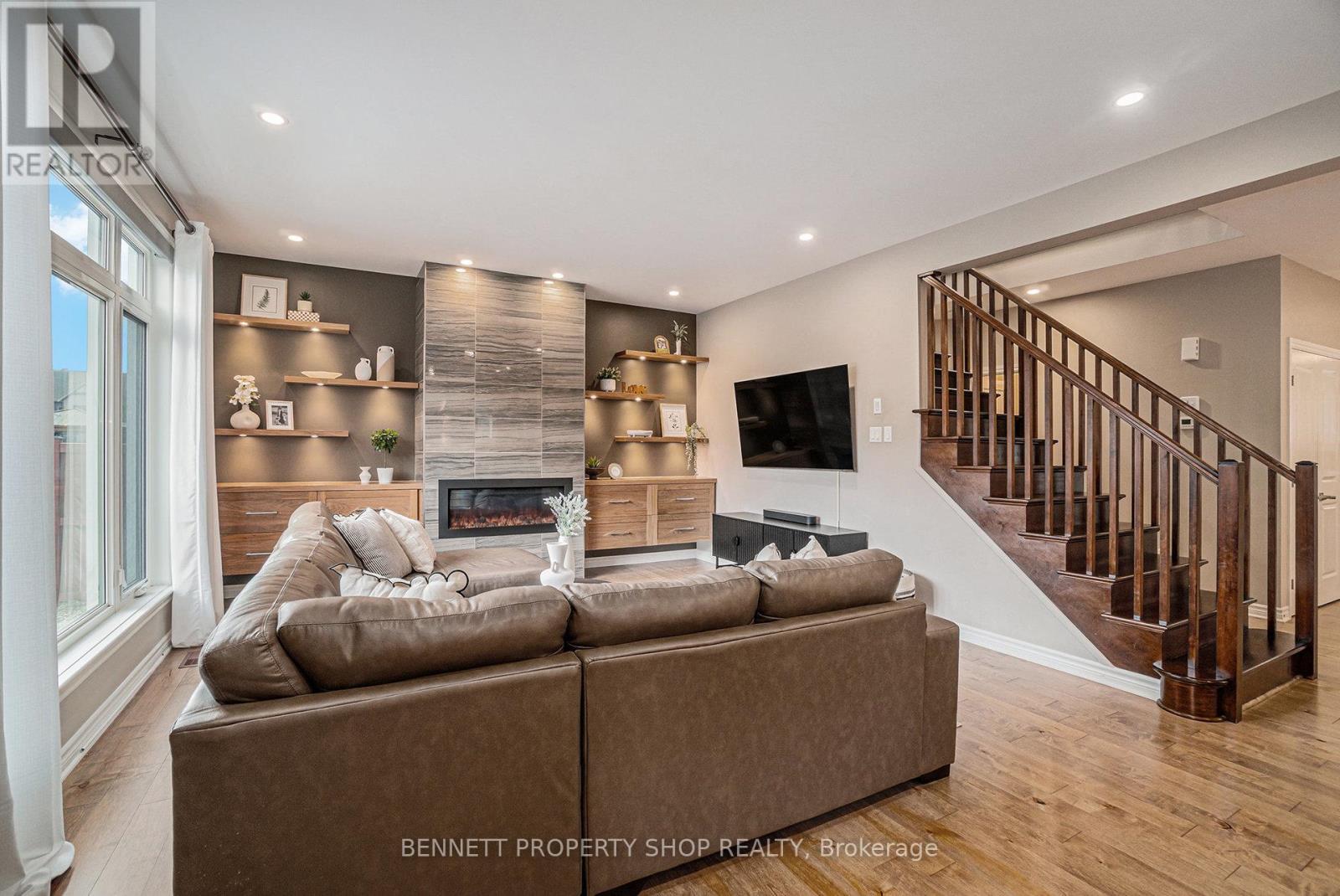 Photo 17 of 1870 Maple Grove Road, Ottawa ON
