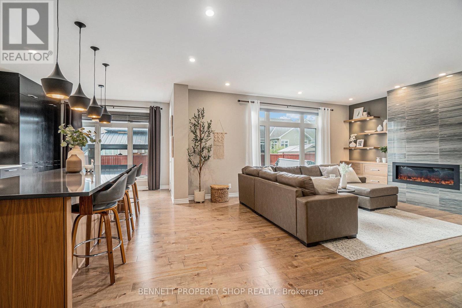 Photo 24 of 1870 Maple Grove Road, Ottawa ON