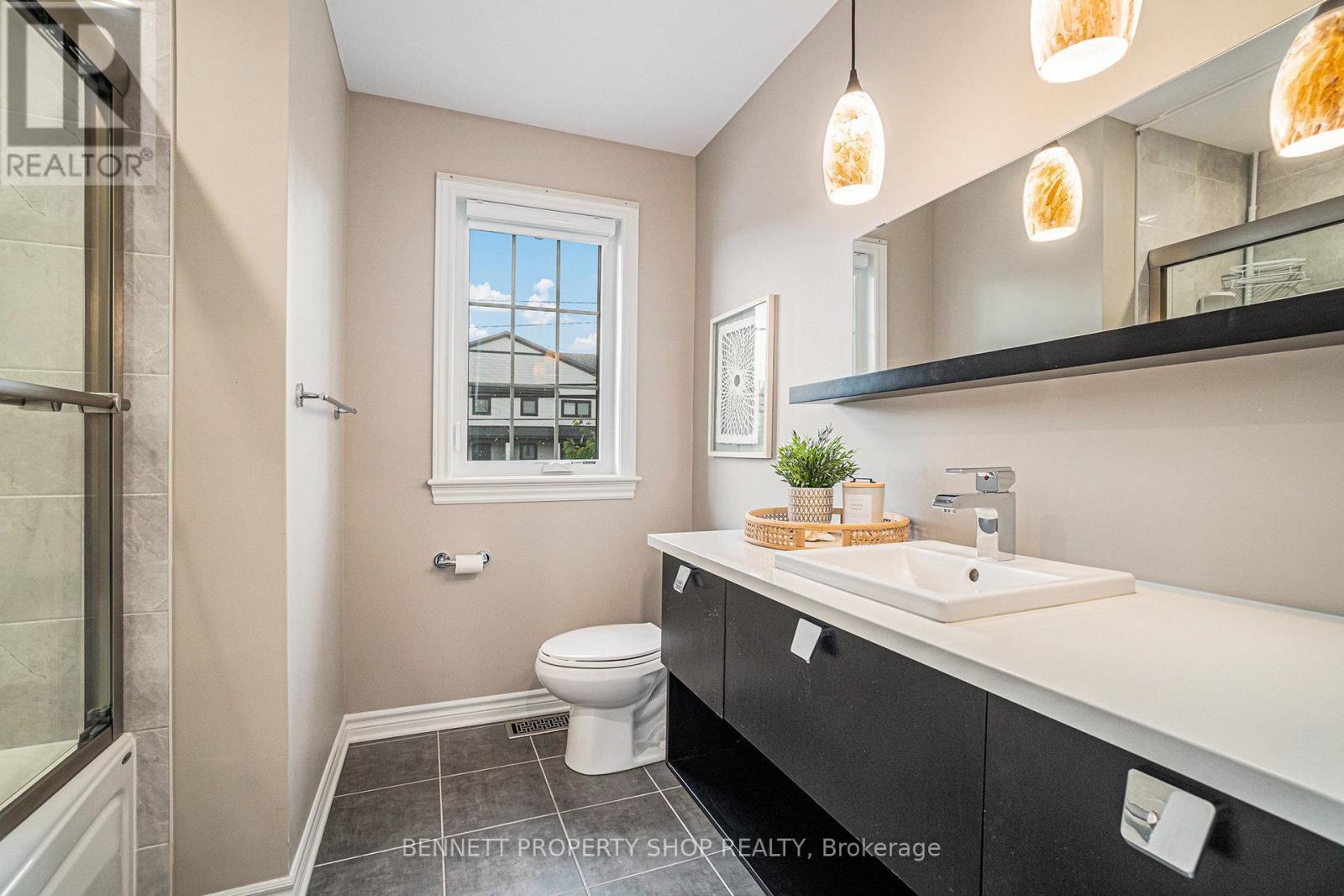 Photo 28 of 1870 Maple Grove Road, Ottawa ON