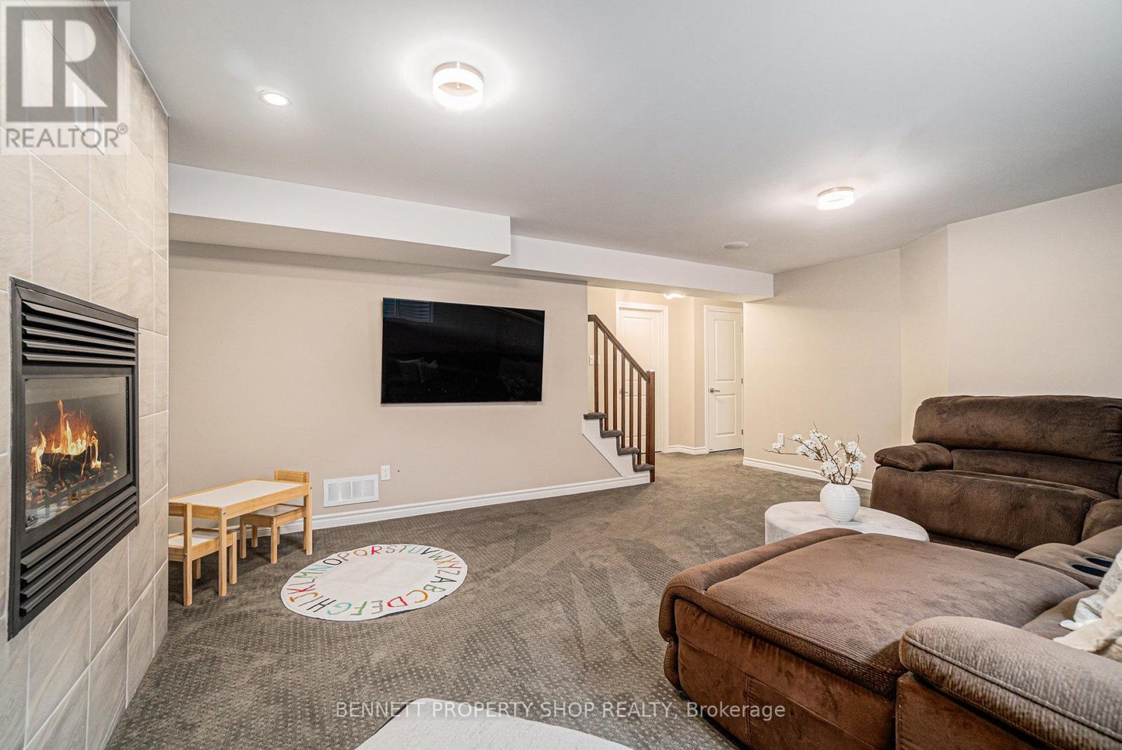 Photo 30 of 1870 Maple Grove Road, Ottawa ON