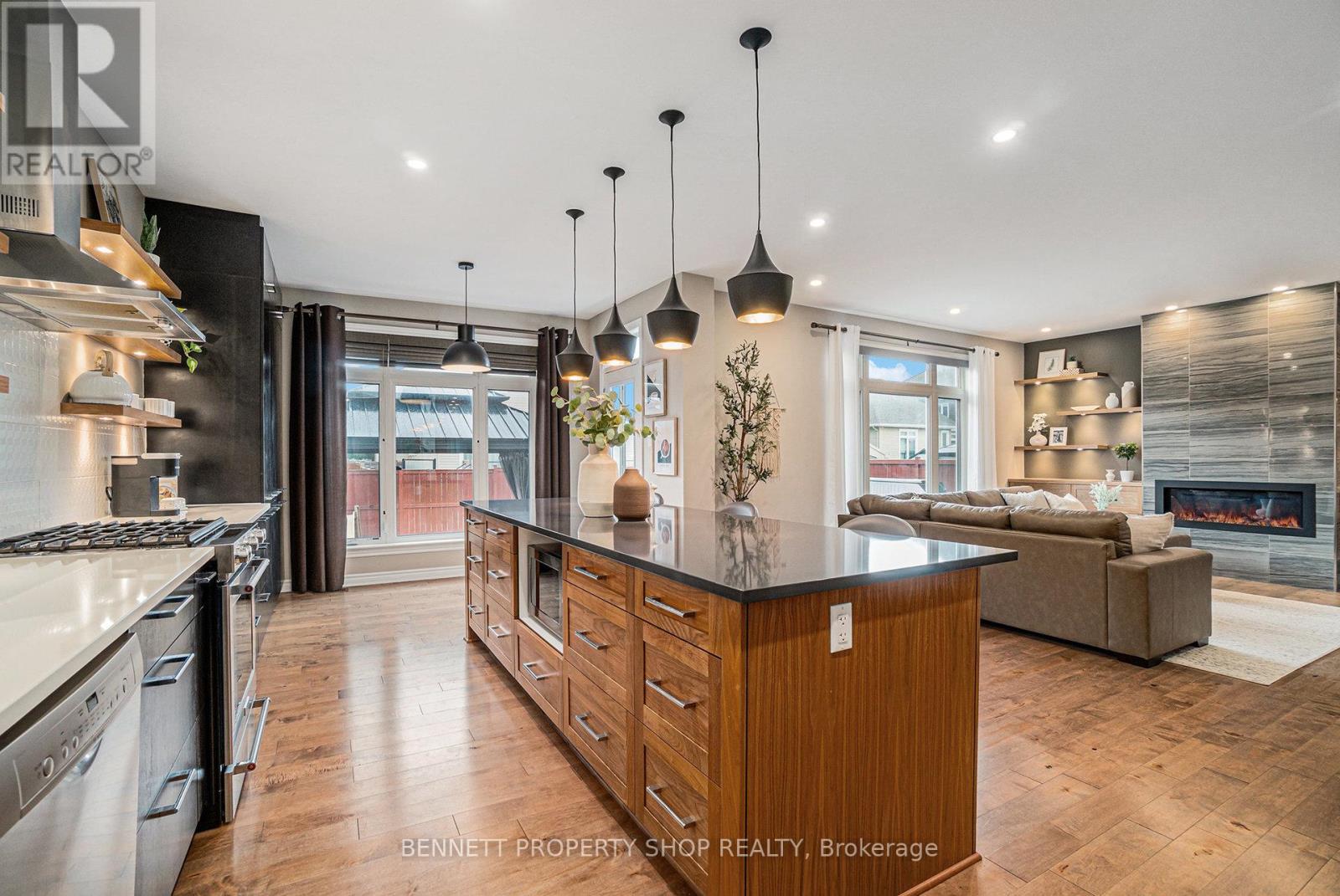 Photo 6 of 1870 Maple Grove Road, Ottawa ON