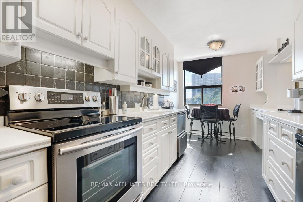 Photo 11 of 304 1190 Richmond Road, Ottawa ON