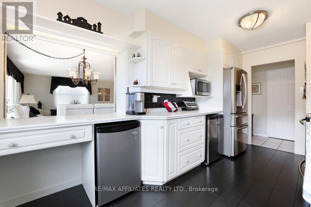 Photo 12 of 304 1190 Richmond Road, Ottawa ON