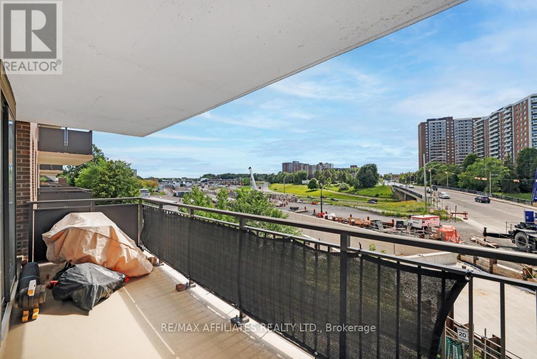 Photo 13 of 304 1190 Richmond Road, Ottawa ON