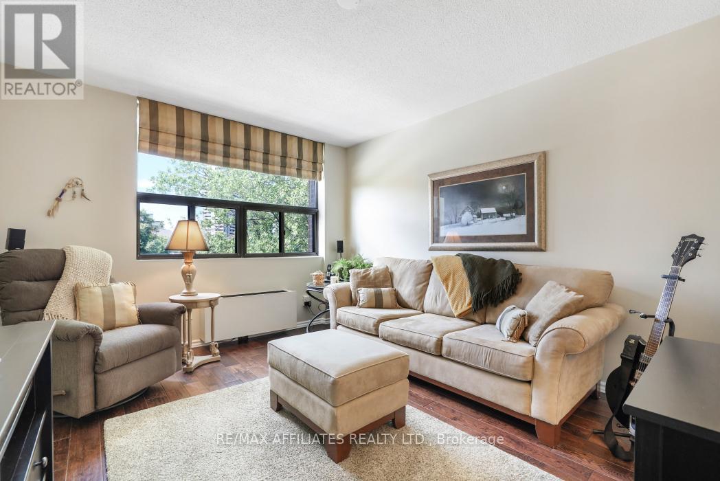 Photo 26 of 304 1190 Richmond Road, Ottawa ON