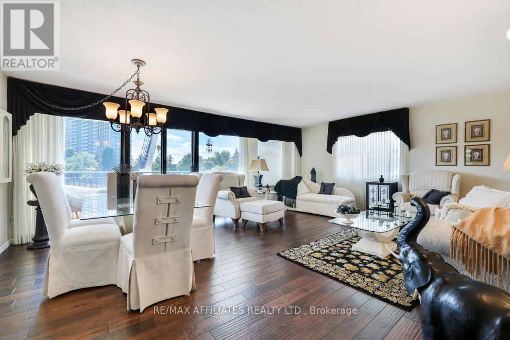 Photo 16 of 304 1190 Richmond Road, Ottawa ON
