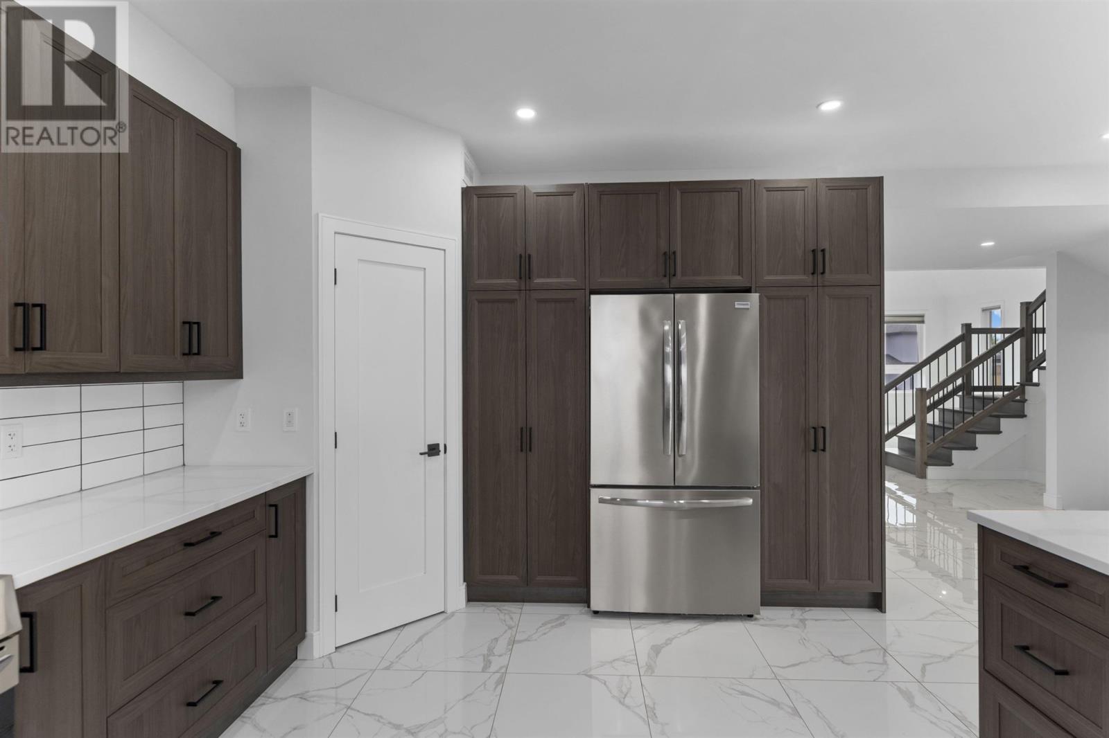 Photo 47 of 433 Muskrat Dr, Thunder Bay ON