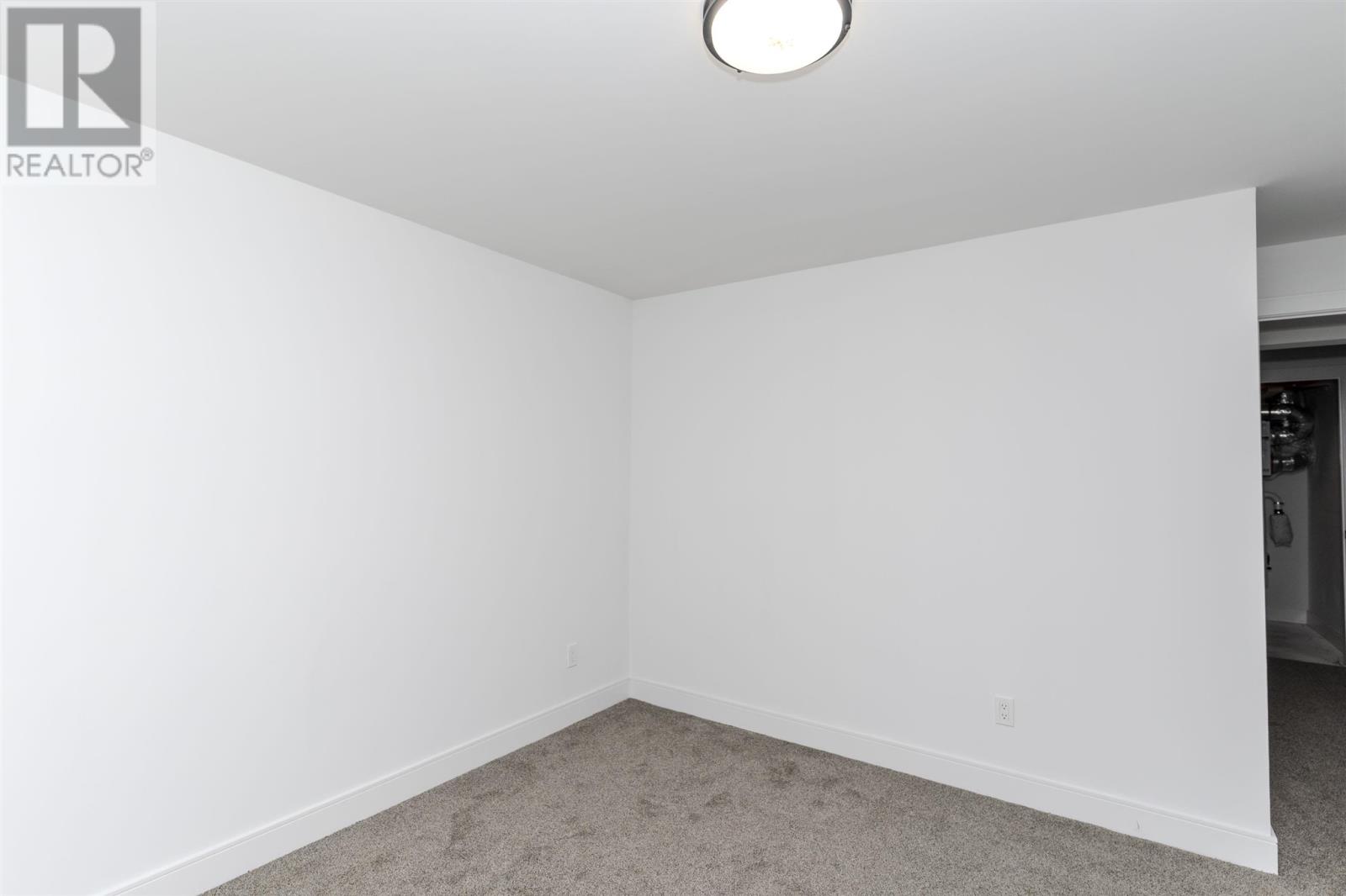 Photo 13 of 433 Muskrat Dr, Thunder Bay ON