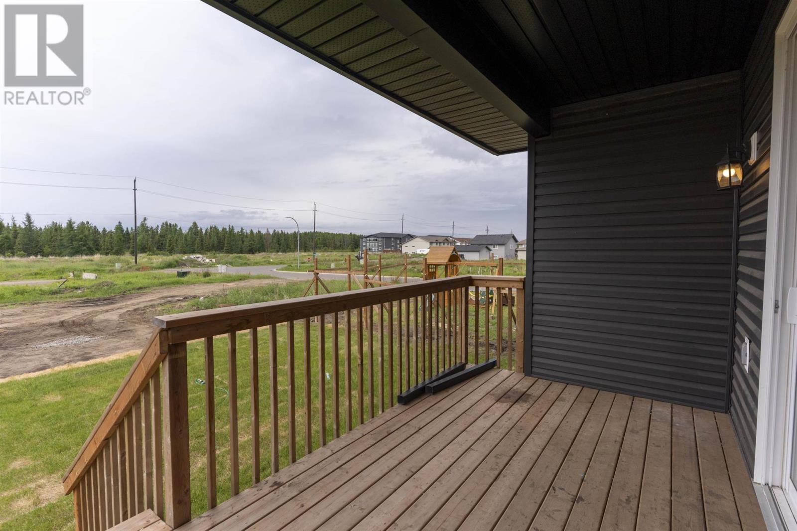 Photo 8 of 433 Muskrat Dr, Thunder Bay ON