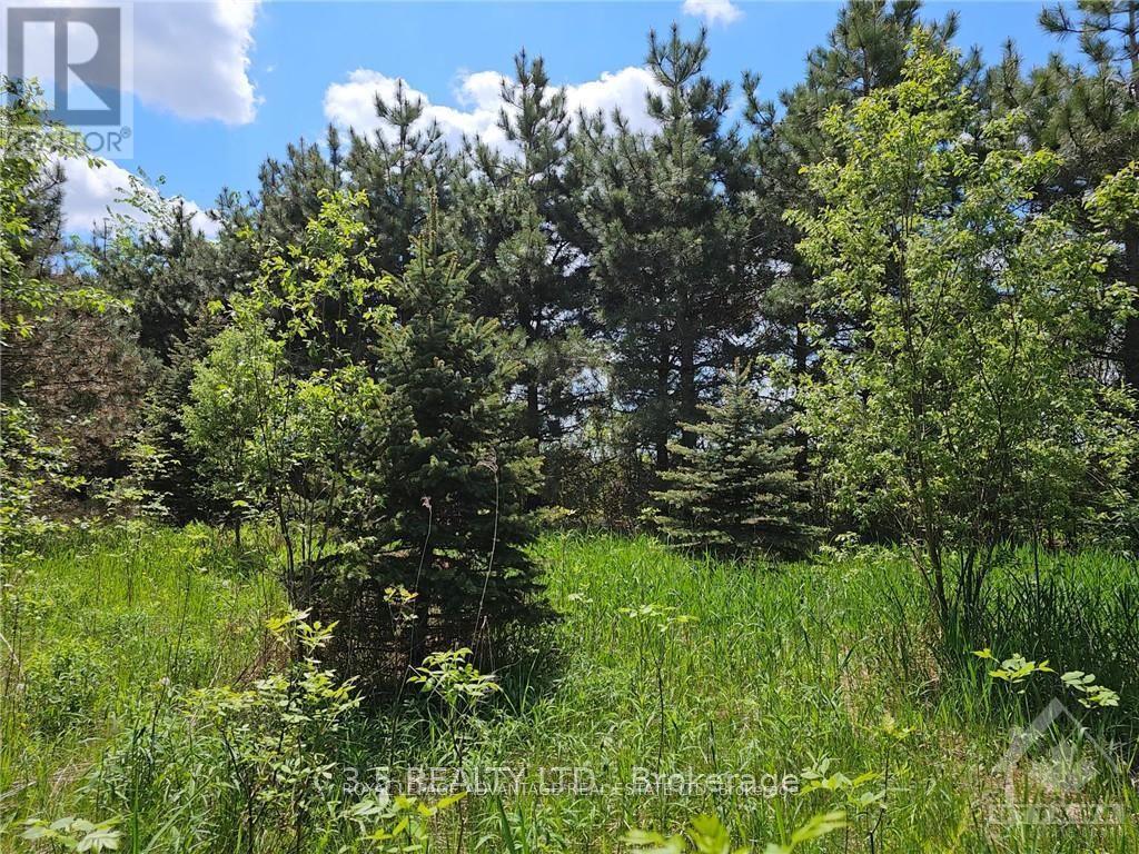 Photo 3 of 2876 1 County 16 Road, Merrickvillewolford ON