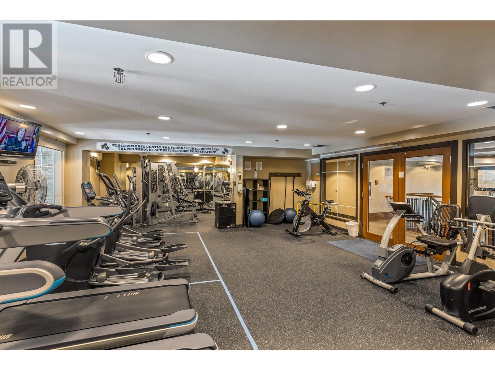 Photo 18 of 1083 Sunset Drive Unit 120, Kelowna BC