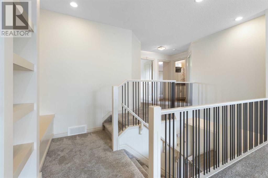 Single Family House for Sale in  Silverado Creek Crescent SW Silverado Calgary 