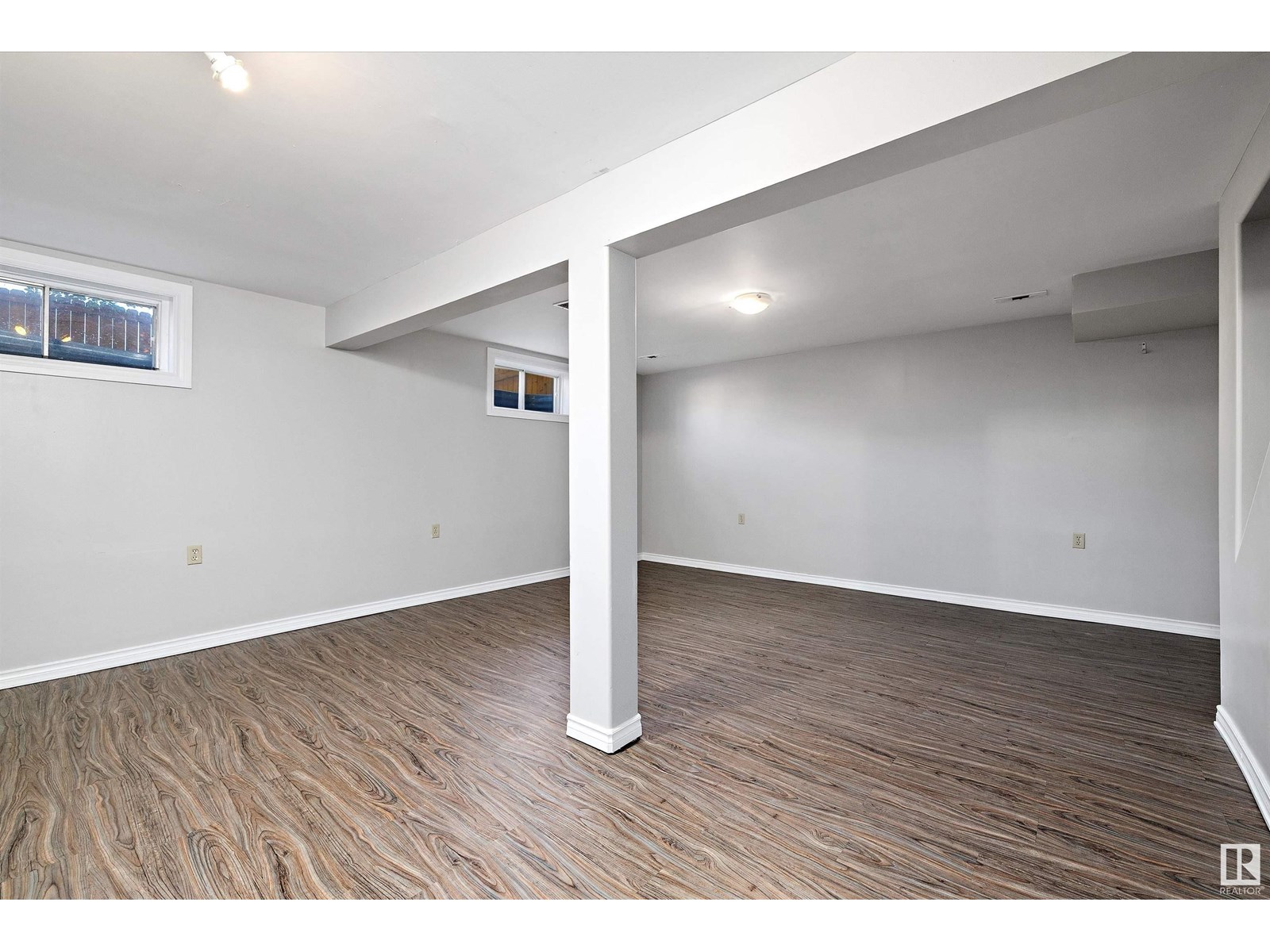 Photo 38 of 10610 89 St, Morinville AB