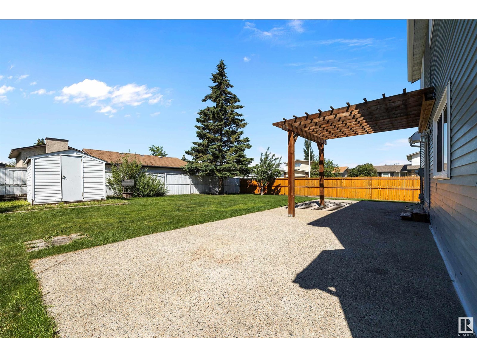 Photo 45 of 10610 89 St, Morinville AB