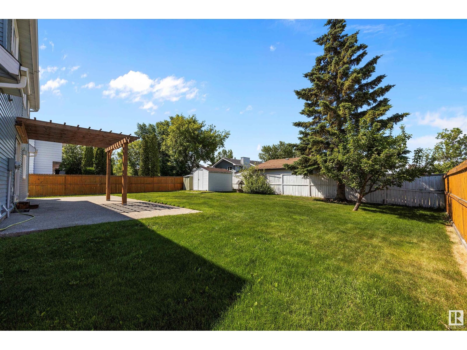 Photo 48 of 10610 89 St, Morinville AB