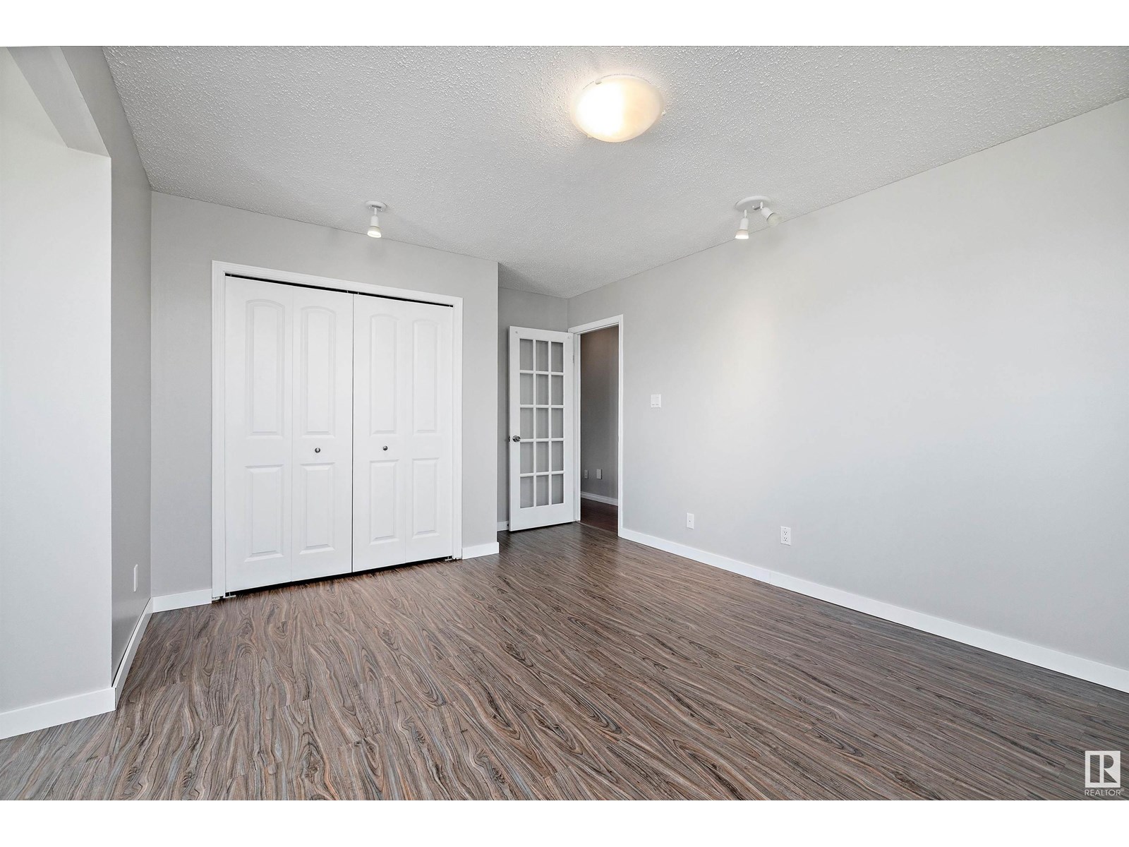 Photo 28 of 10610 89 St, Morinville AB