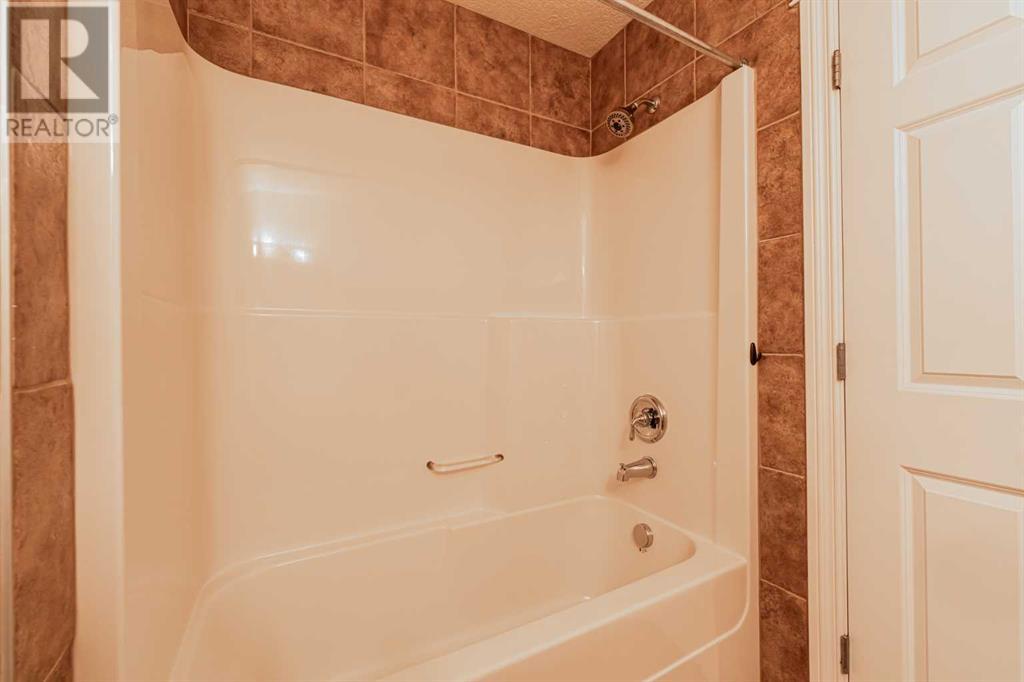 Single Family House for Sale in   Centre Avenue NE Bridgeland/Riverside Calgary 