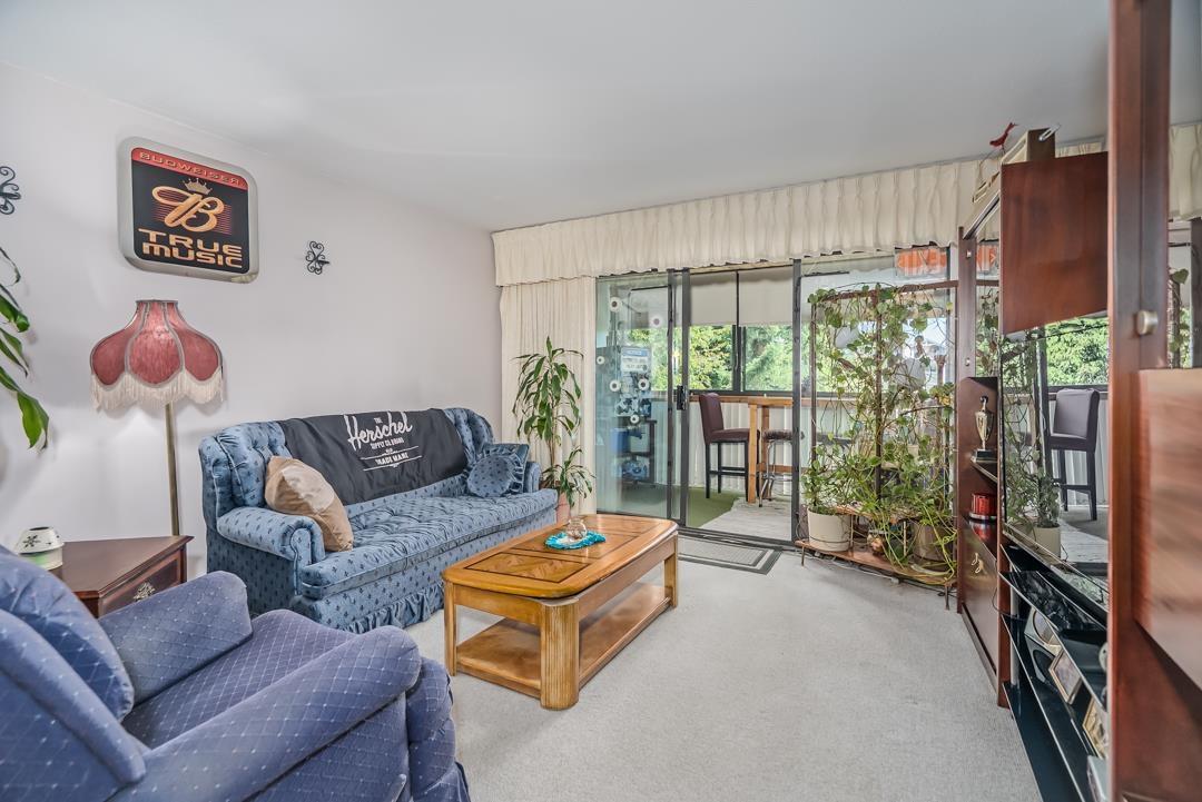 Photo 4 of 203 32033 Old Yale Road, Abbotsford BC