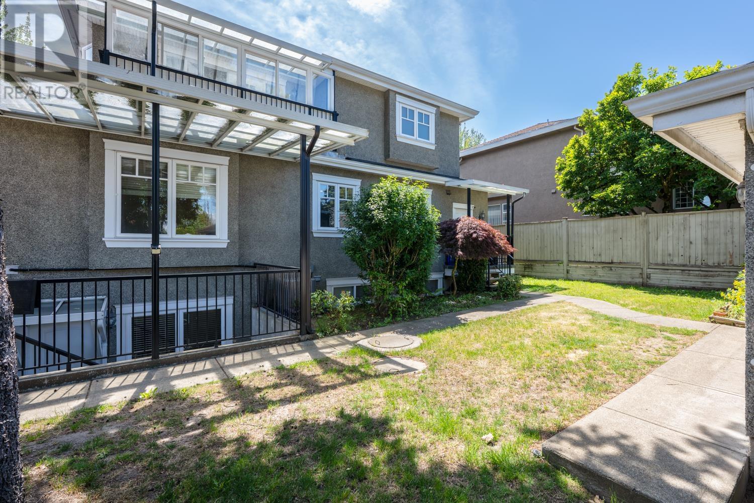 Photo 21 of 1045 W 50th Avenue, Vancouver BC