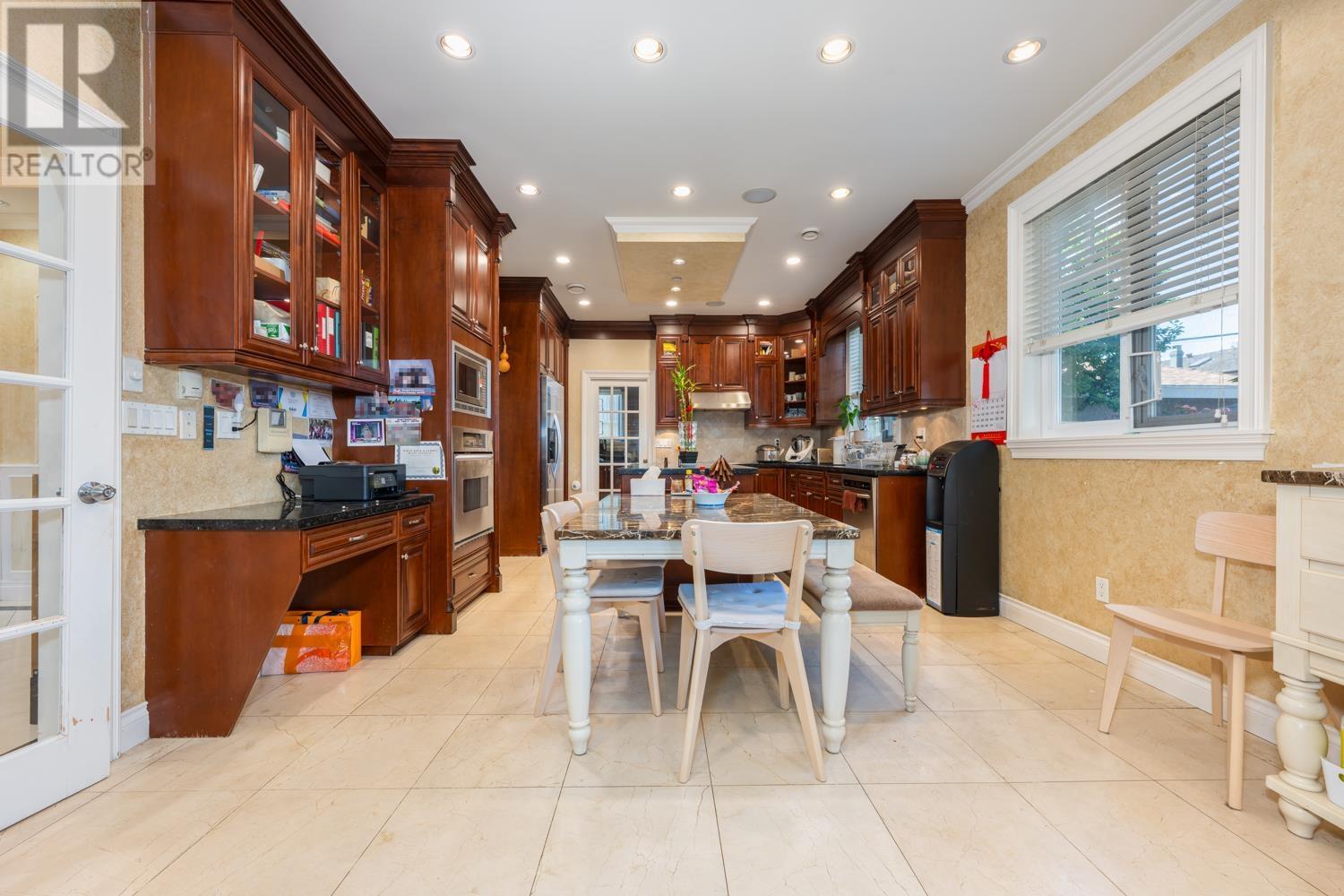 Photo 33 of 1045 W 50th Avenue, Vancouver BC
