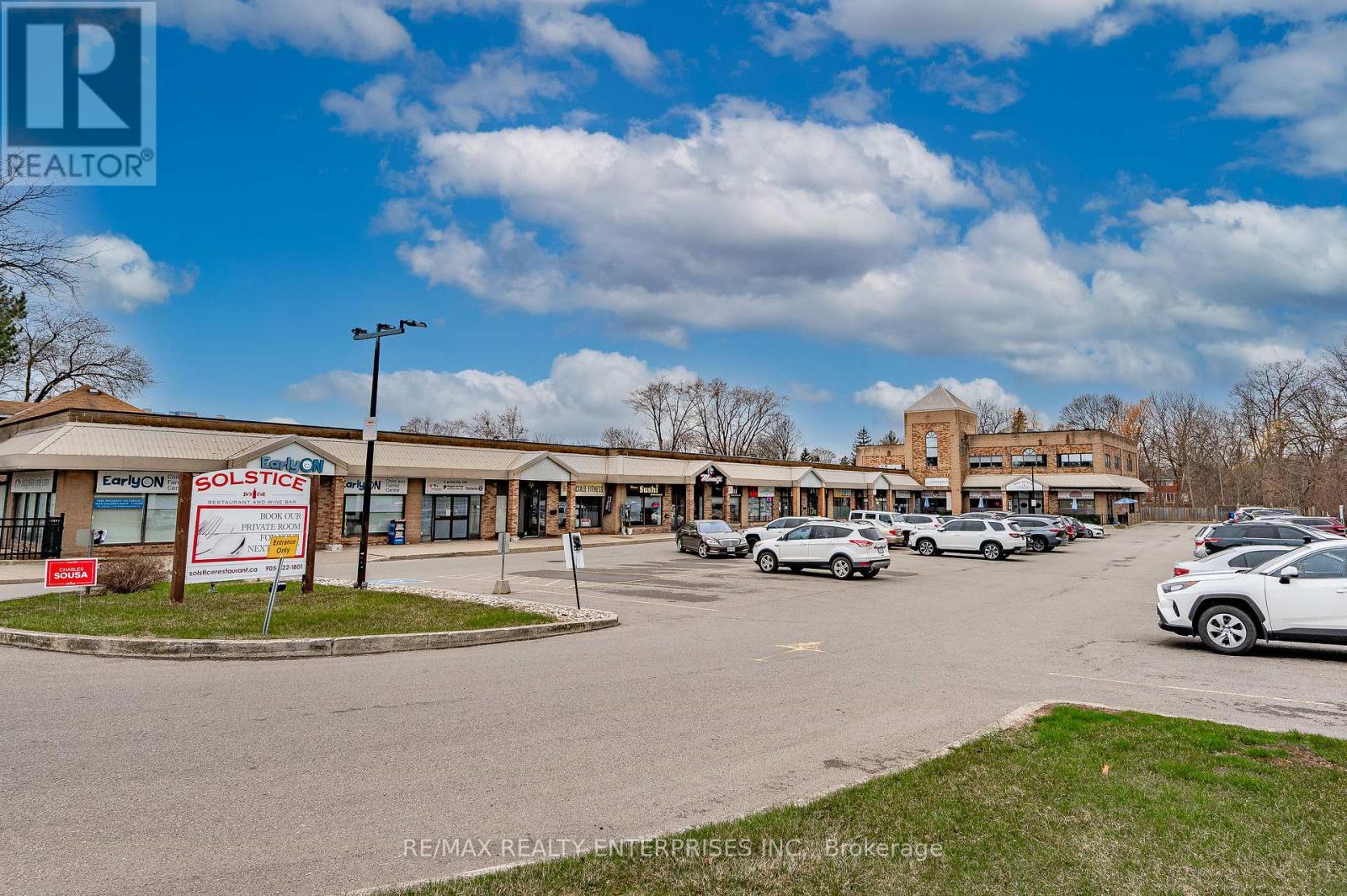 Photo 17 of 13 1801 Lakeshore Road W, Mississauga ON