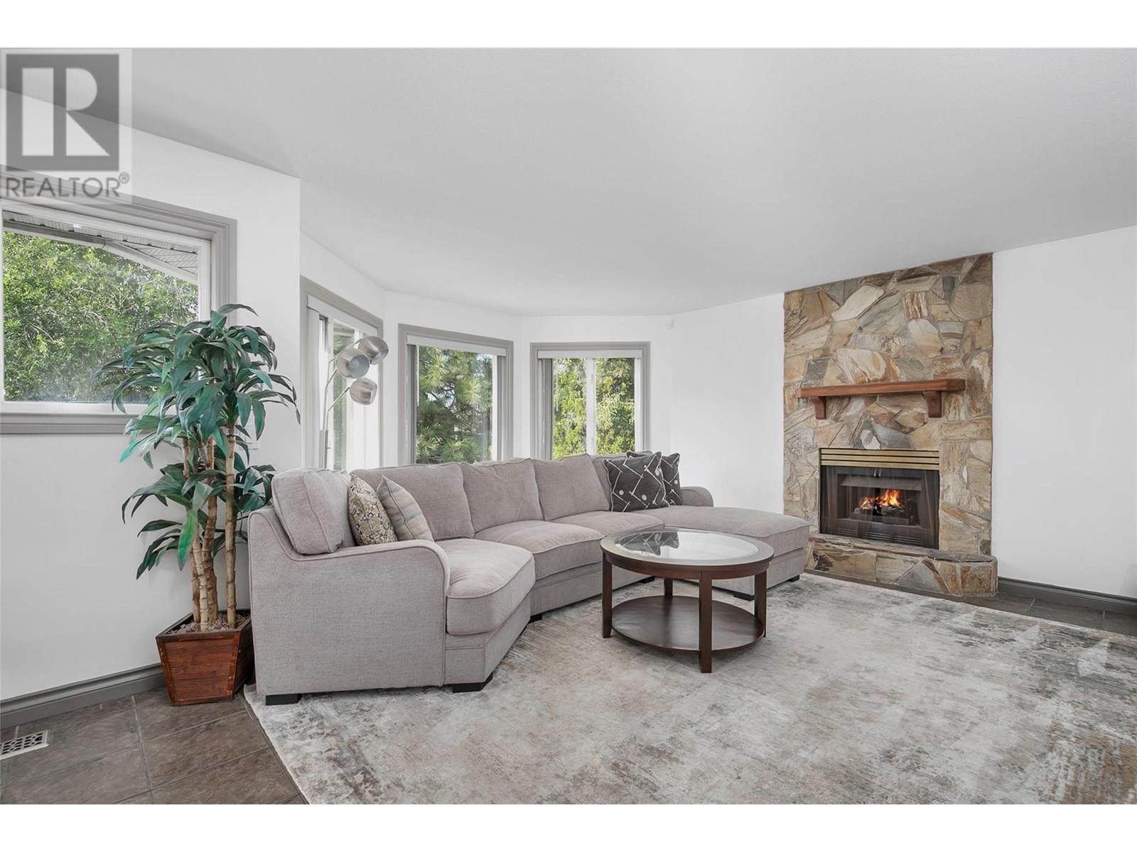  1149 Hudson Road, West Kelowna