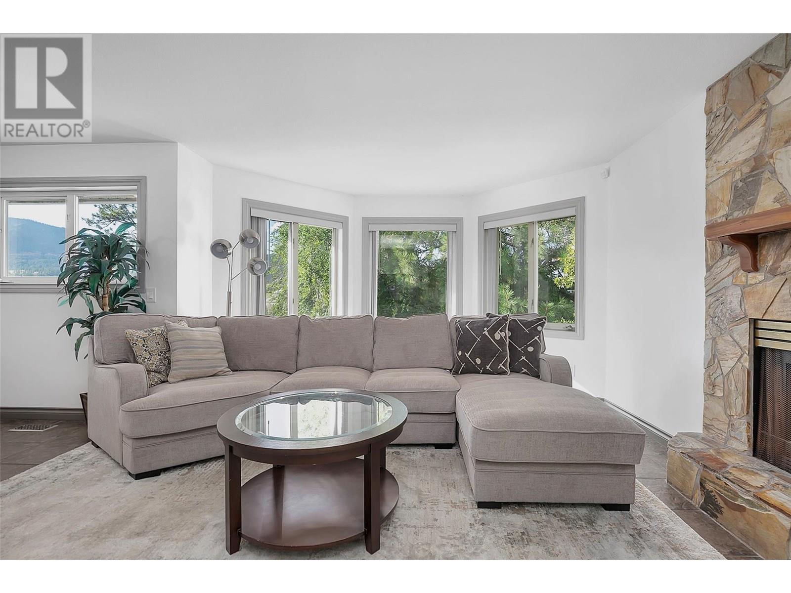  1149 Hudson Road, West Kelowna