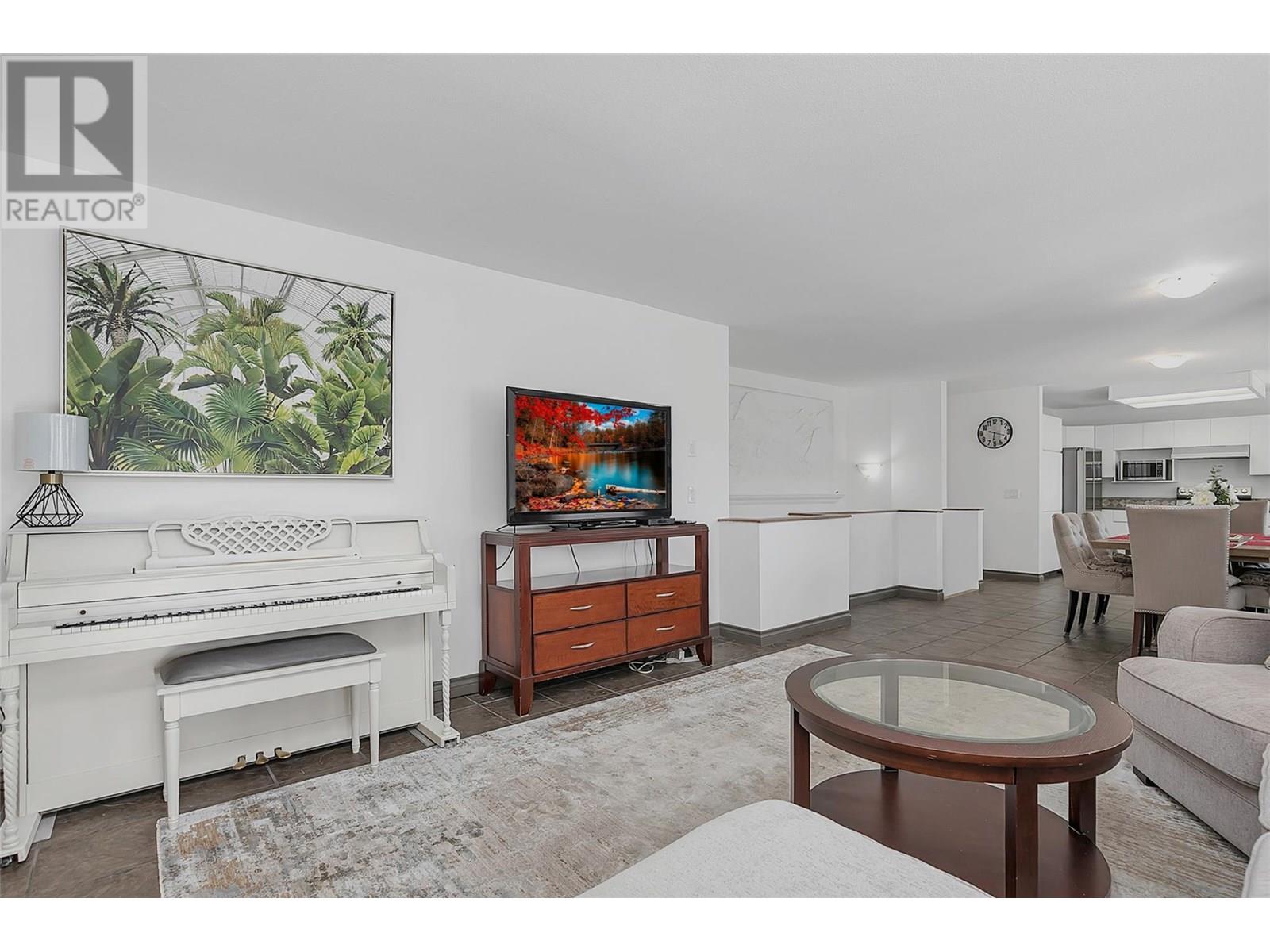  1149 Hudson Road, West Kelowna