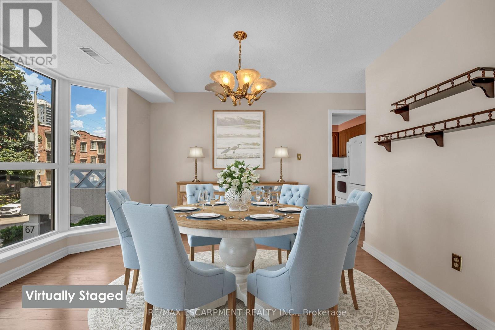 Photo 9 of 203 67 Caroline Street S, Hamilton ON