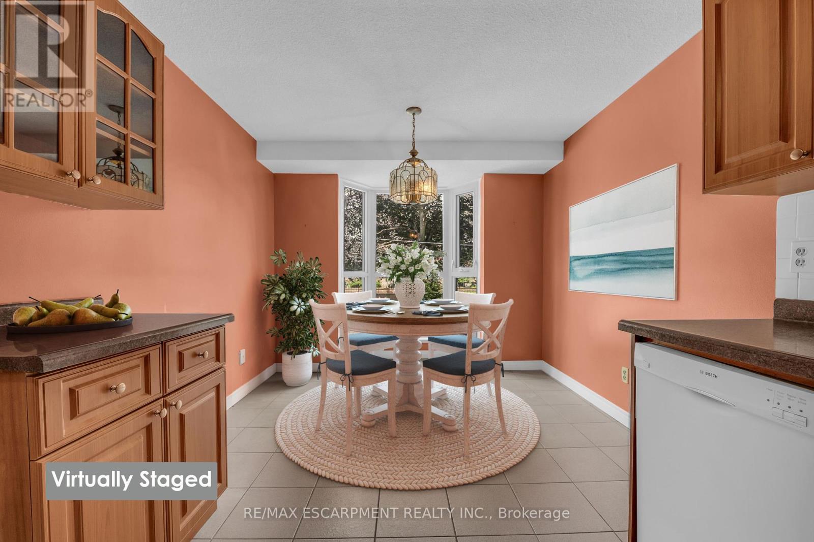 Photo 20 of 203 67 Caroline Street S, Hamilton ON