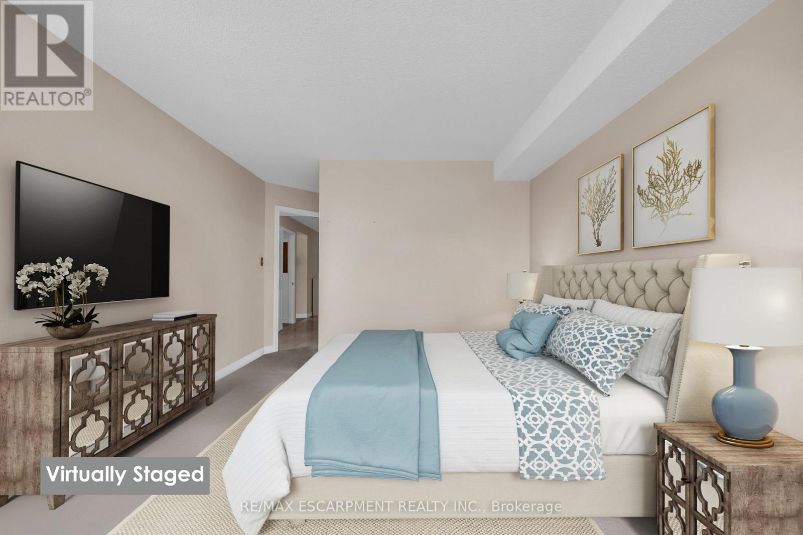 Photo 40 of 203 67 Caroline Street S, Hamilton ON