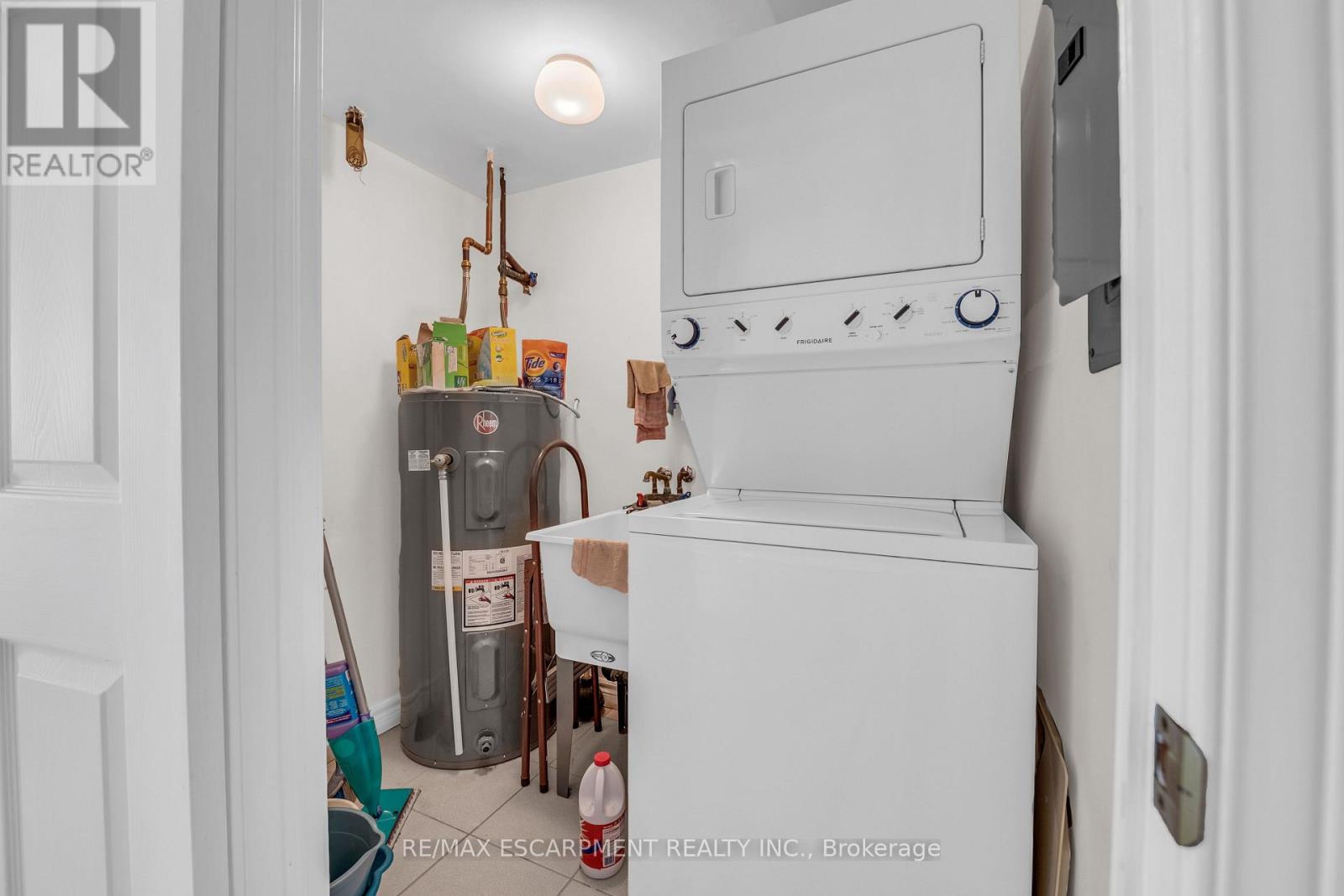 Photo 13 of 203 67 Caroline Street S, Hamilton ON