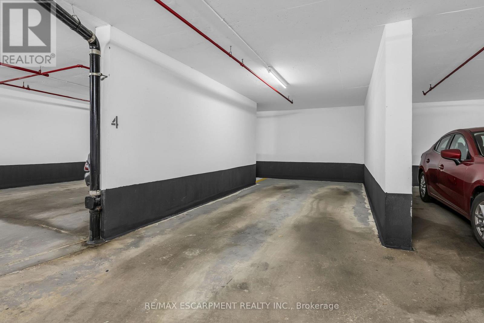 Photo 10 of 203 67 Caroline Street S, Hamilton ON