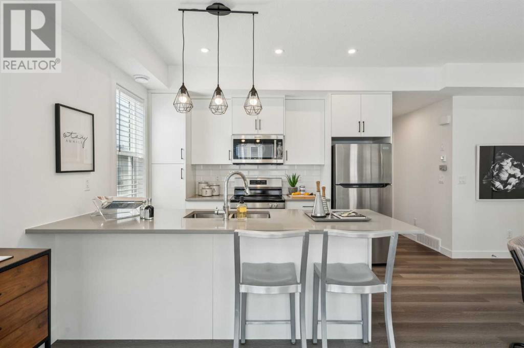 Single Family House for Sale in    Street SW Springbank Hill Calgary 