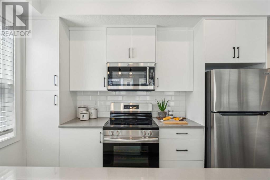 Single Family House for Sale in    Street SW Springbank Hill Calgary 
