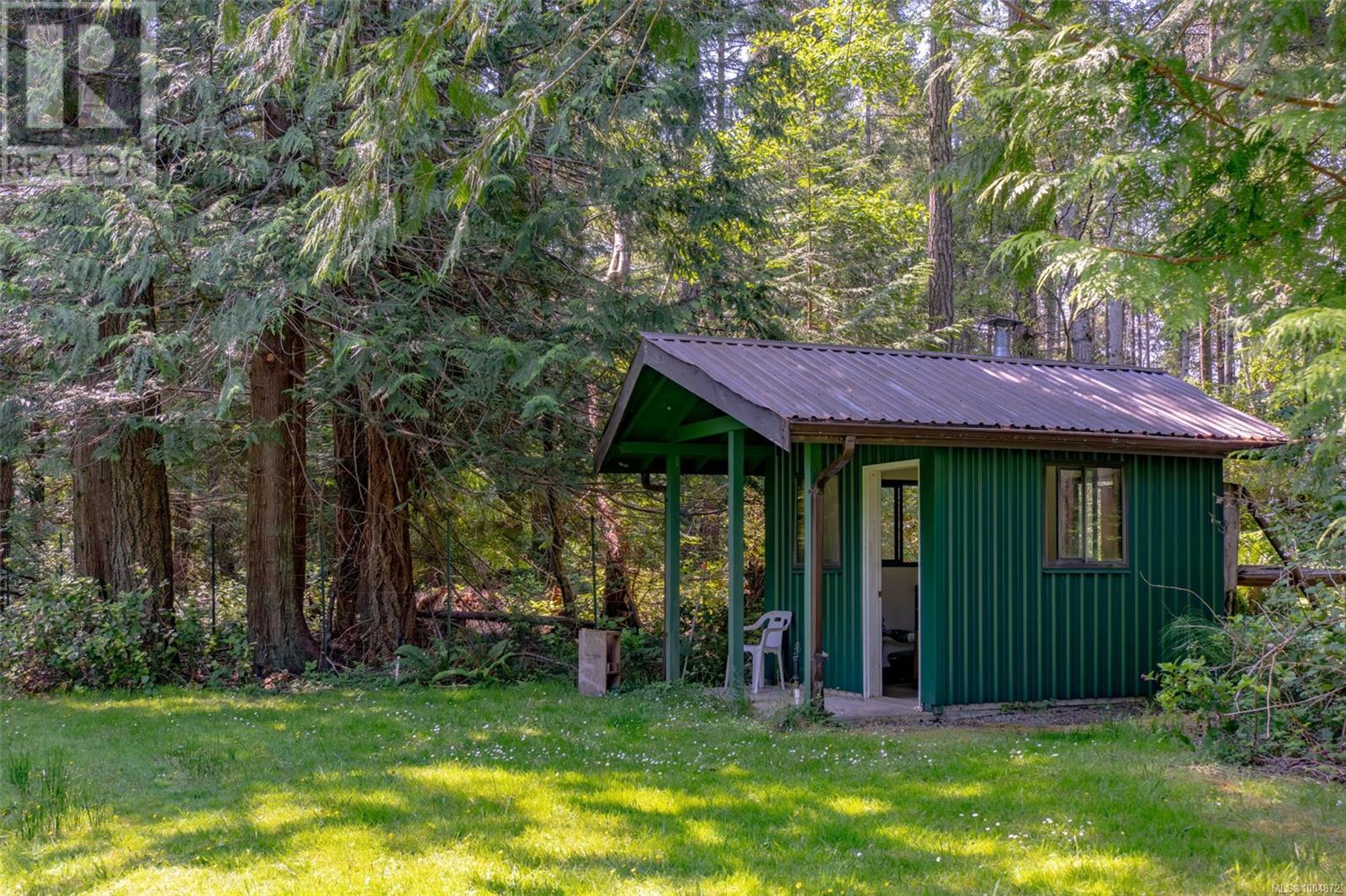9 Teapot Rd, Lasqueti Island