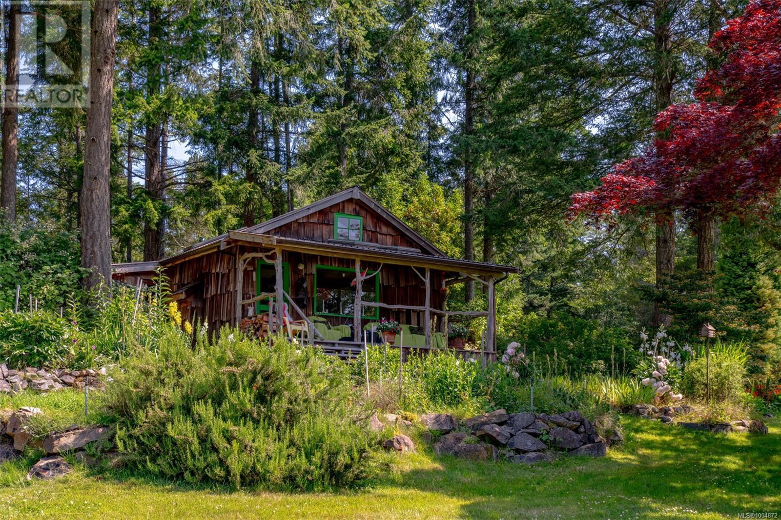 9 Teapot Rd, Lasqueti Island