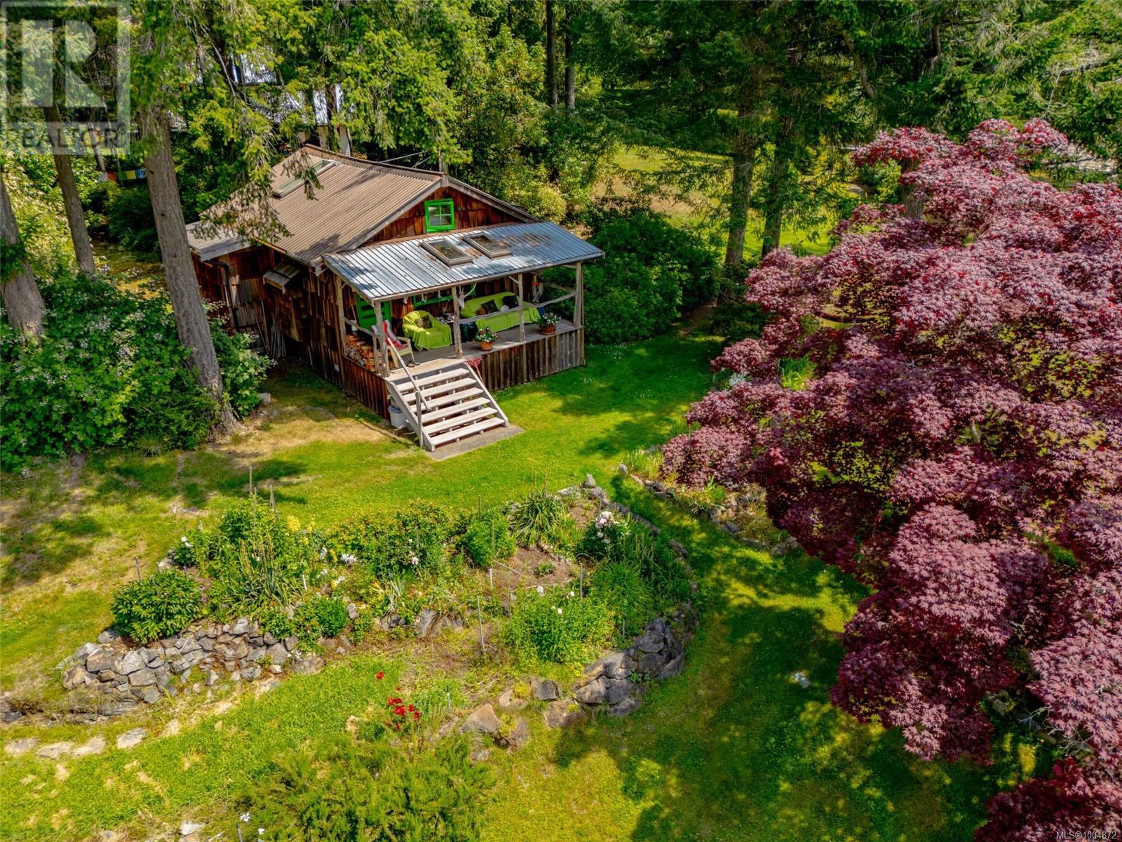 9 Teapot Rd, Lasqueti Island