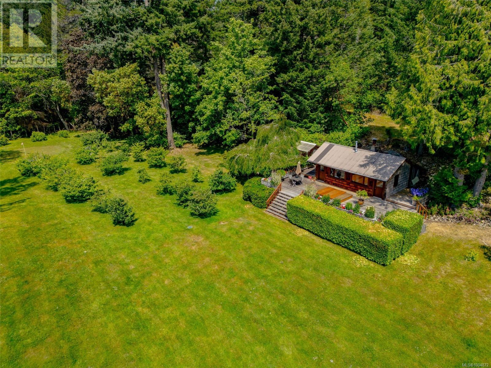 9 Teapot Rd, Lasqueti Island