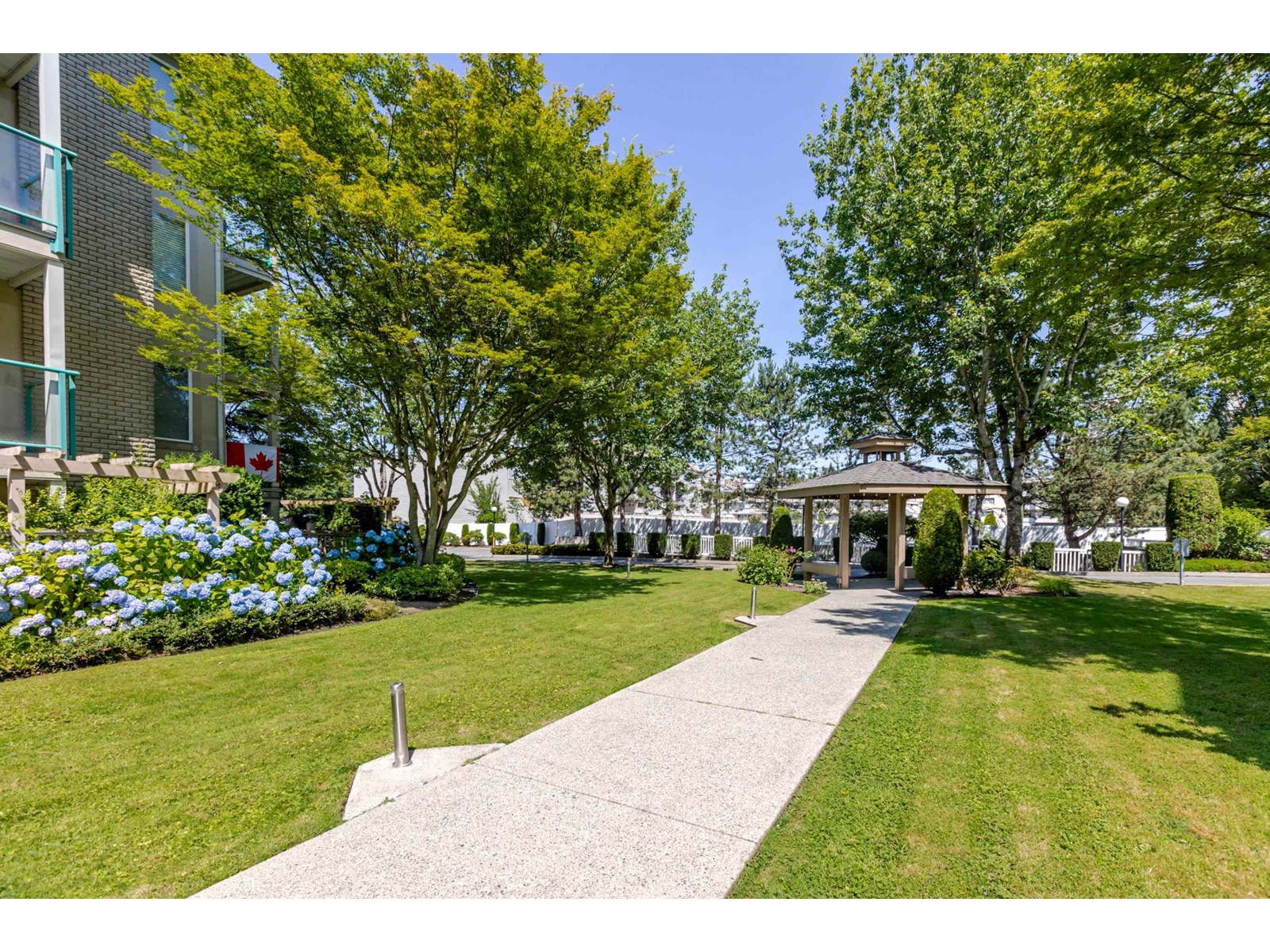 Photo 7 of 202 20433 53 Avenue, Langley BC