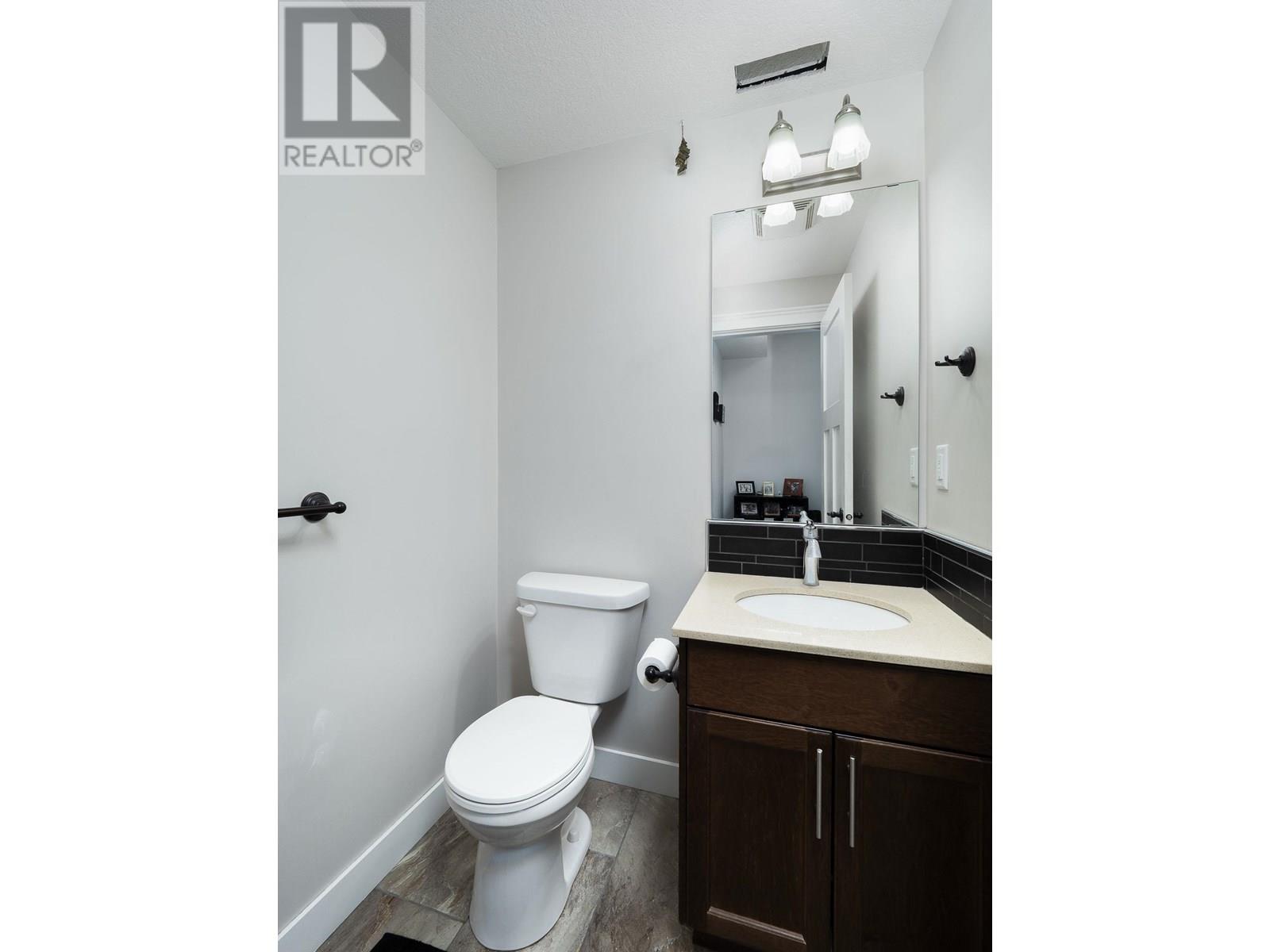 Photo 17 of 402 467 Tabor Boulevard, Prince George BC