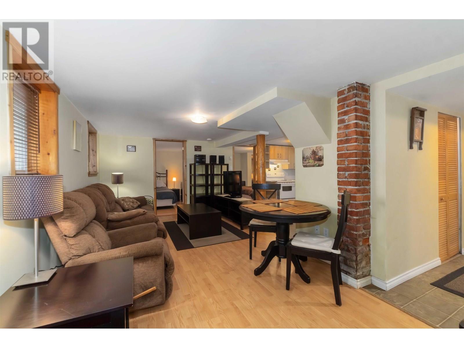 Photo 12 of 6319 Sophia Street, Vancouver BC
