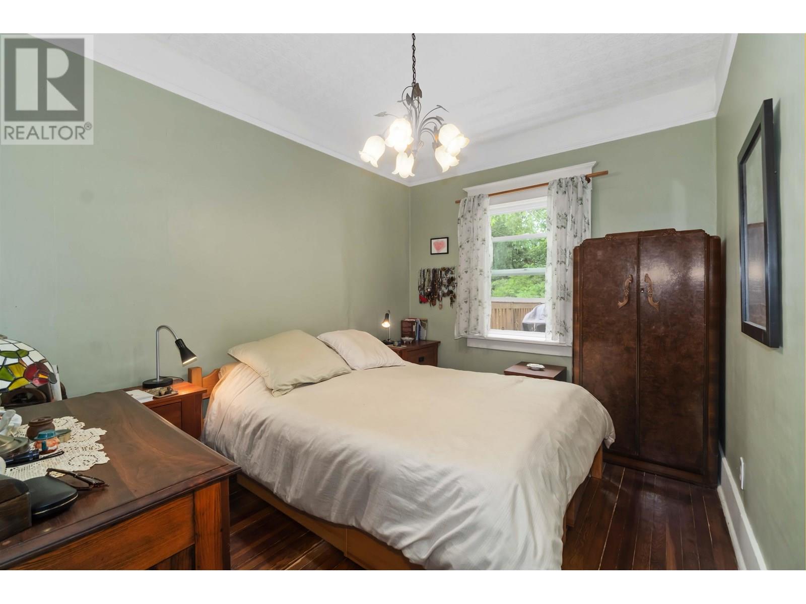 Photo 14 of 6319 Sophia Street, Vancouver BC