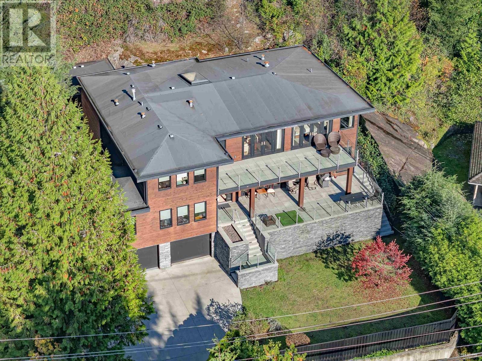 Photo 26 of 4742 Caulfeild Drive, West Vancouver BC