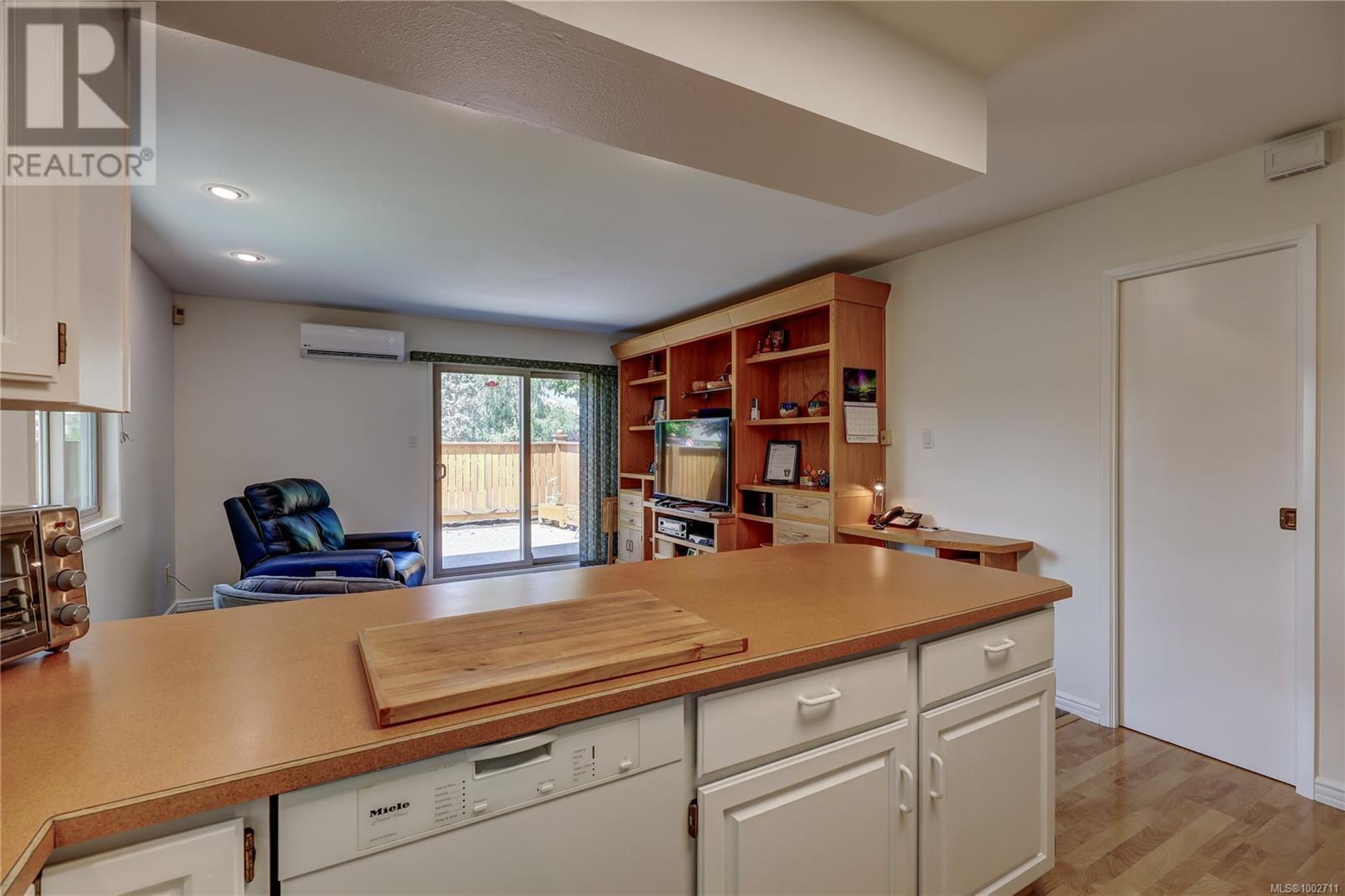 Photo 22 of 325 Mckinnon St, Parksville BC