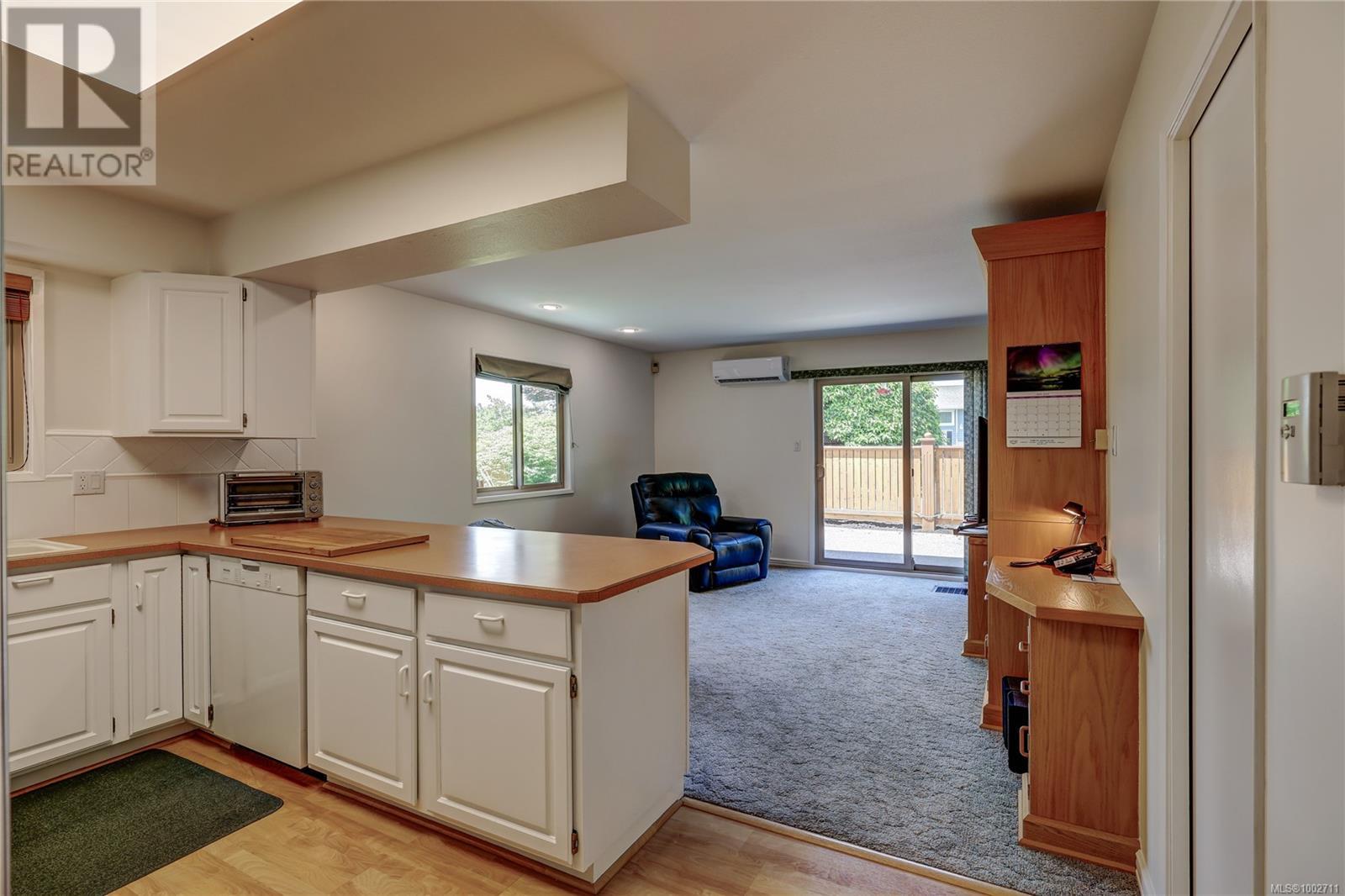 Photo 19 of 325 Mckinnon St, Parksville BC